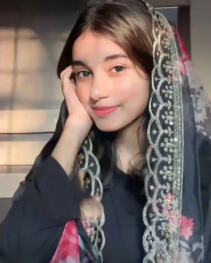 970+ Girls DP For Instagram, Stylish Images 13 girls dp for instagram girls dp for instagram,Girls DP,stylish girls dp for Instagram,Instagram Cartoon dp For Girls,desi girls dp for Instagram 970+ Girls DP For Instagram, Stylish Images Instagram dp for Girls