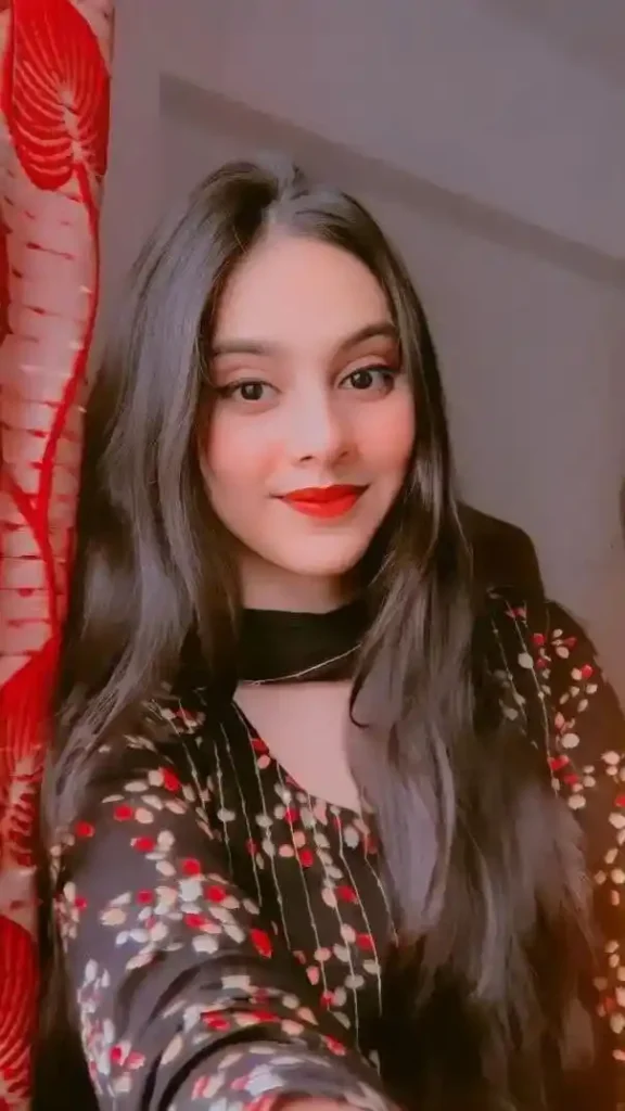 970+ Girls DP For Instagram, Stylish Images 7 girls dp for instagram girls dp for instagram,Girls DP,stylish girls dp for Instagram,Instagram Cartoon dp For Girls,desi girls dp for Instagram 970+ Girls DP For Instagram, Stylish Images Instagram dp for Girls