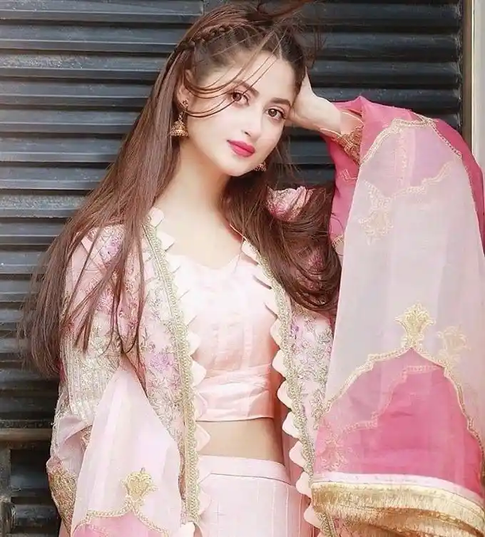 970+ Girls DP For Instagram, Stylish Images 22 girls dp for instagram girls dp for instagram,Girls DP,stylish girls dp for Instagram,Instagram Cartoon dp For Girls,desi girls dp for Instagram 970+ Girls DP For Instagram, Stylish Images Instagram dp for Girls