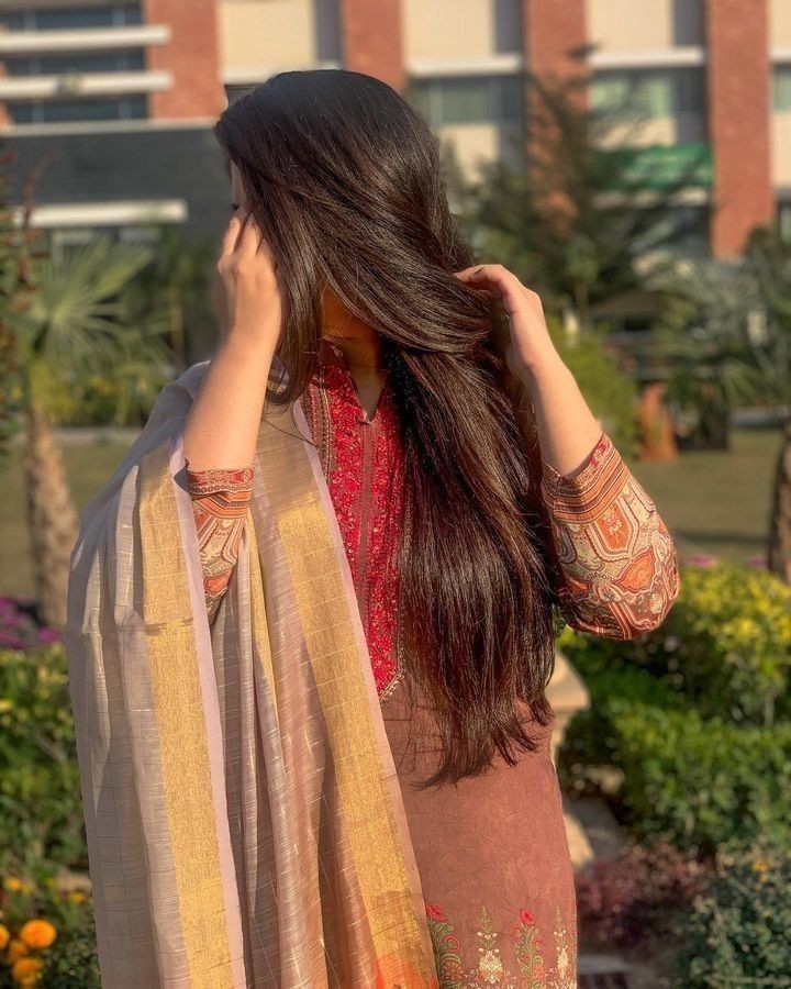 970+ Girls DP For Instagram, Stylish Images 129 girls dp for instagram girls dp for instagram,Girls DP,stylish girls dp for Instagram,Instagram Cartoon dp For Girls,desi girls dp for Instagram 970+ Girls DP For Instagram, Stylish Images hidden face dp for girls