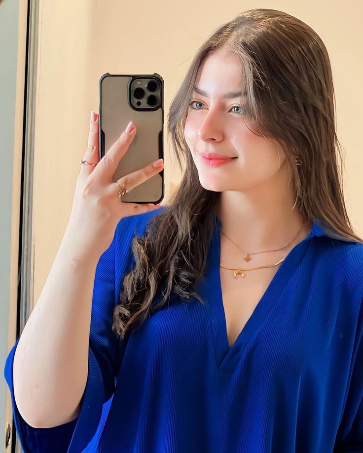 970+ Girls DP For Instagram, Stylish Images 66 girls dp for instagram girls dp for instagram,Girls DP,stylish girls dp for Instagram,Instagram Cartoon dp For Girls,desi girls dp for Instagram 970+ Girls DP For Instagram, Stylish Images Instagram dp for Girls