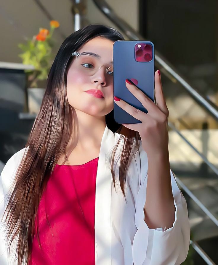 970+ Girls DP For Instagram, Stylish Images 45 girls dp for instagram girls dp for instagram,Girls DP,stylish girls dp for Instagram,Instagram Cartoon dp For Girls,desi girls dp for Instagram 970+ Girls DP For Instagram, Stylish Images Instagram dp for Girls