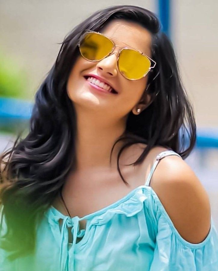 970+ Girls DP For Instagram, Stylish Images 84 girls dp for instagram girls dp for instagram,Girls DP,stylish girls dp for Instagram,Instagram Cartoon dp For Girls,desi girls dp for Instagram 970+ Girls DP For Instagram, Stylish Images Instagram dp for Girls