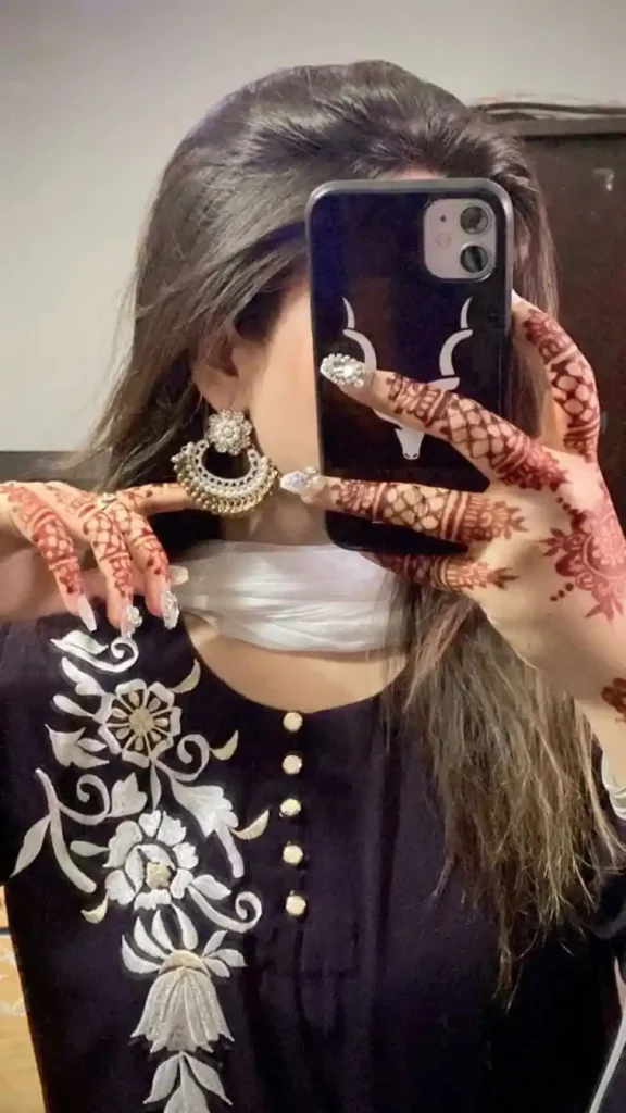 970+ Girls DP For Instagram, Stylish Images 110 girls dp for instagram girls dp for instagram,Girls DP,stylish girls dp for Instagram,Instagram Cartoon dp For Girls,desi girls dp for Instagram 970+ Girls DP For Instagram, Stylish Images Instagram dp for Girls