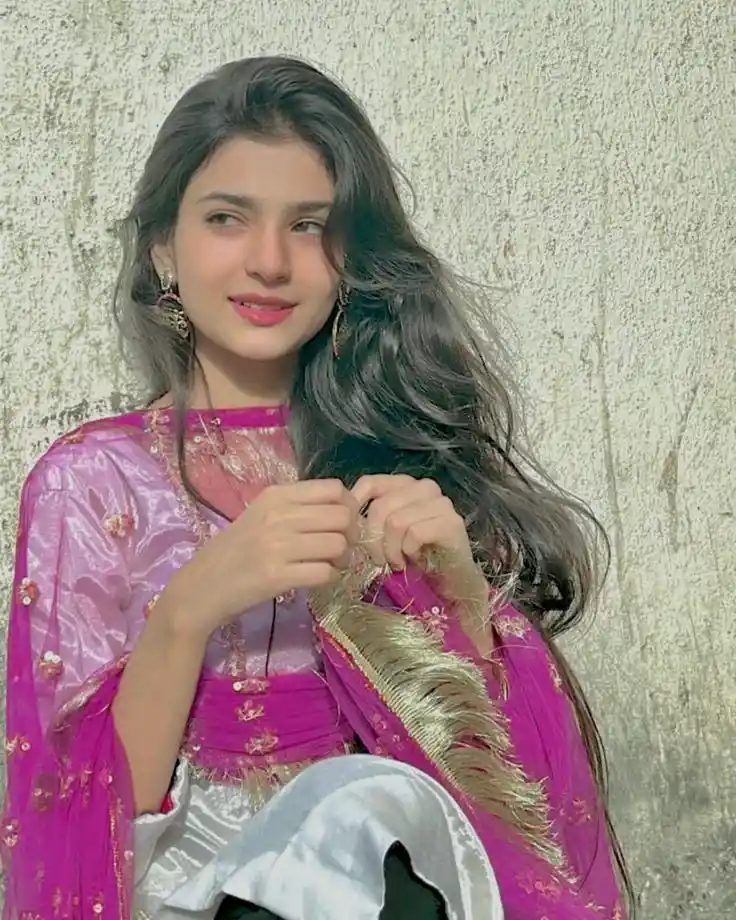 970+ Girls DP For Instagram, Stylish Images 122 girls dp for instagram girls dp for instagram,Girls DP,stylish girls dp for Instagram,Instagram Cartoon dp For Girls,desi girls dp for Instagram 970+ Girls DP For Instagram, Stylish Images Instagram dp for Girls